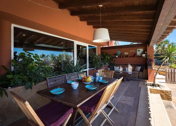 别墅 Home2book Ocean View With Private Pool